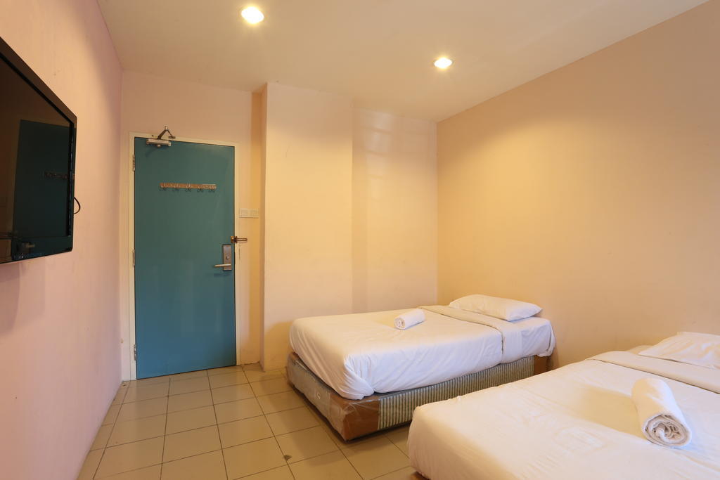 New Town Hotel Klang Phòng bức ảnh